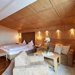 Auriga Hotel